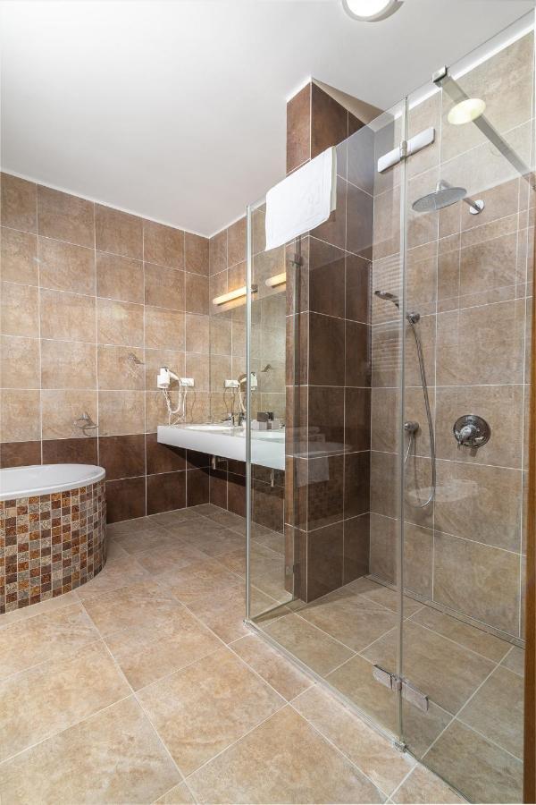 Ostrzyce Spa Exteriér fotografie